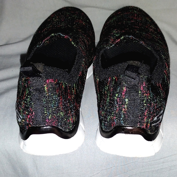 Skechers Air Cooled Memory Foam SN 12419 Black Knit Slip On Sneakers Size 8 - Picture 3 of 10